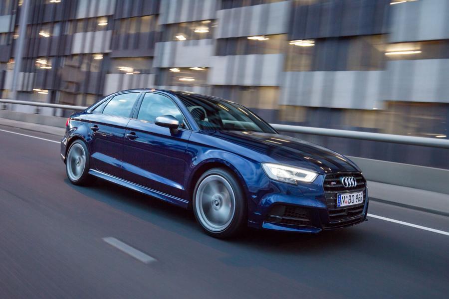  Audi S3 Sedan (8V) 2016 года  (AU) (фото 4 из 36)
